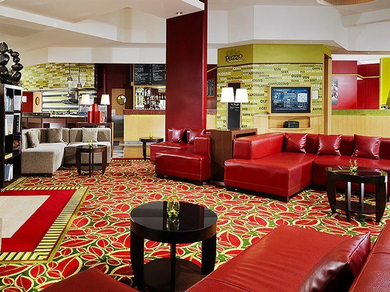 Готель Courtyard By Marriott Paris La Defense West - Colombes Коломб Екстер'єр фото